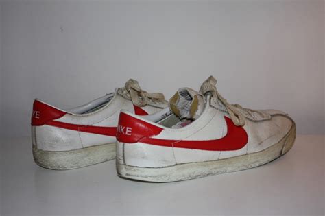 vintage nike bruin shoes